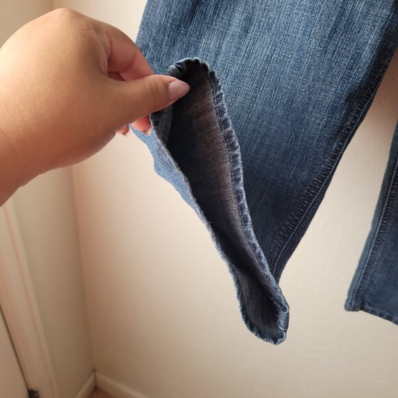 Riders by Lee Plus Size Dark Wash Capri Jeans - Picture 5 of 8